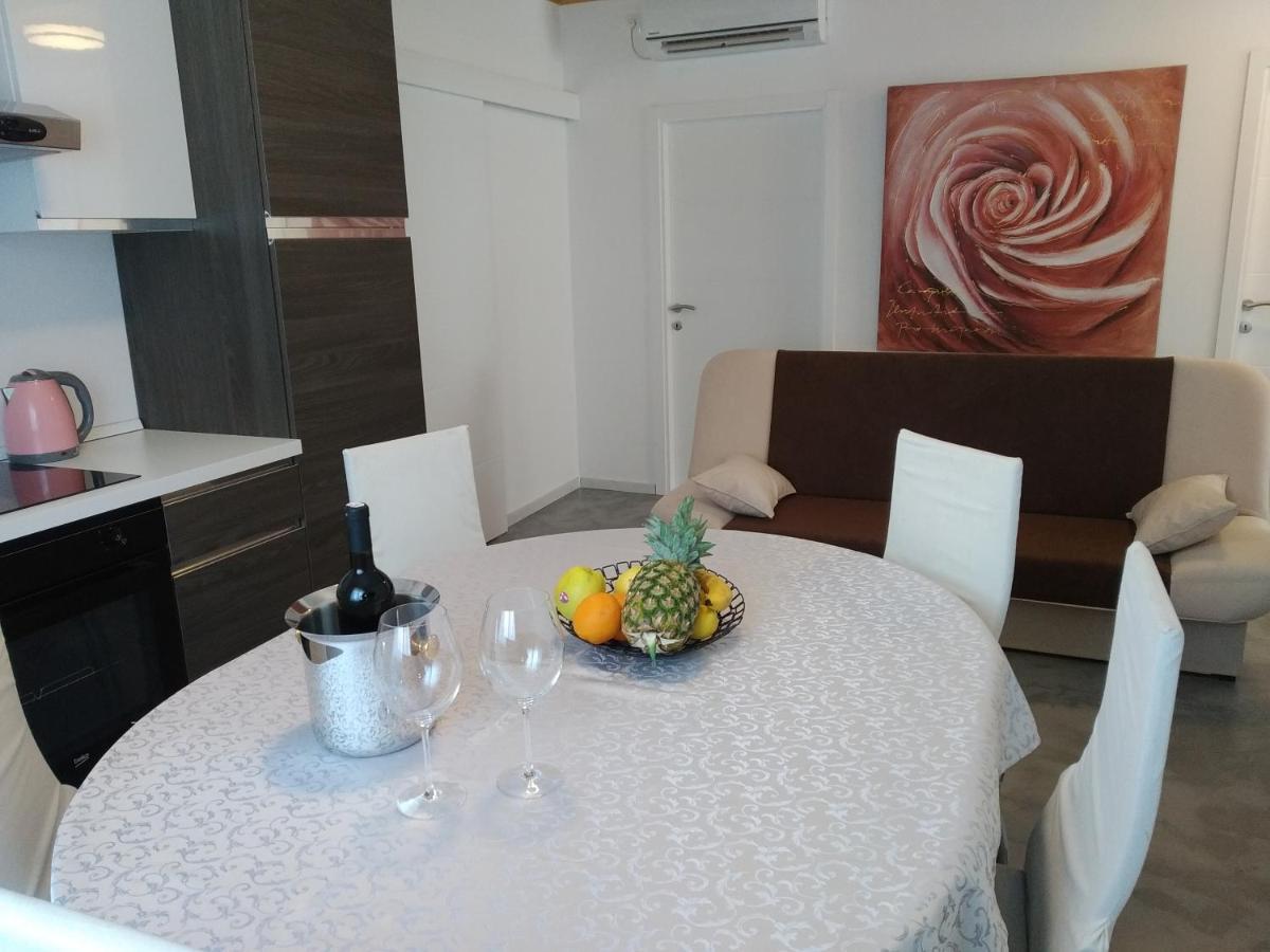 Ines Apartman Novi Vinodolski Kültér fotó